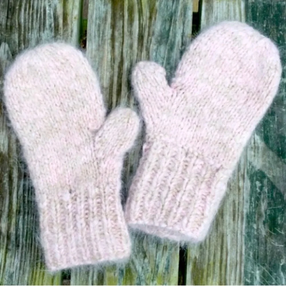 Spell angora hand